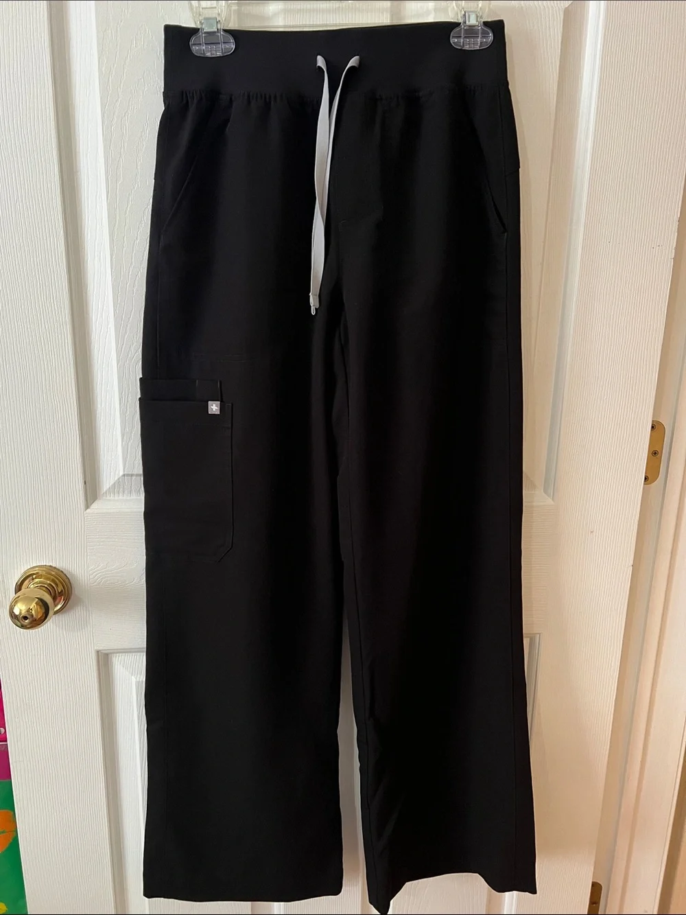 Figs Women's Black Wide-Leg Drawstring Joggers - Picture 1 of 6